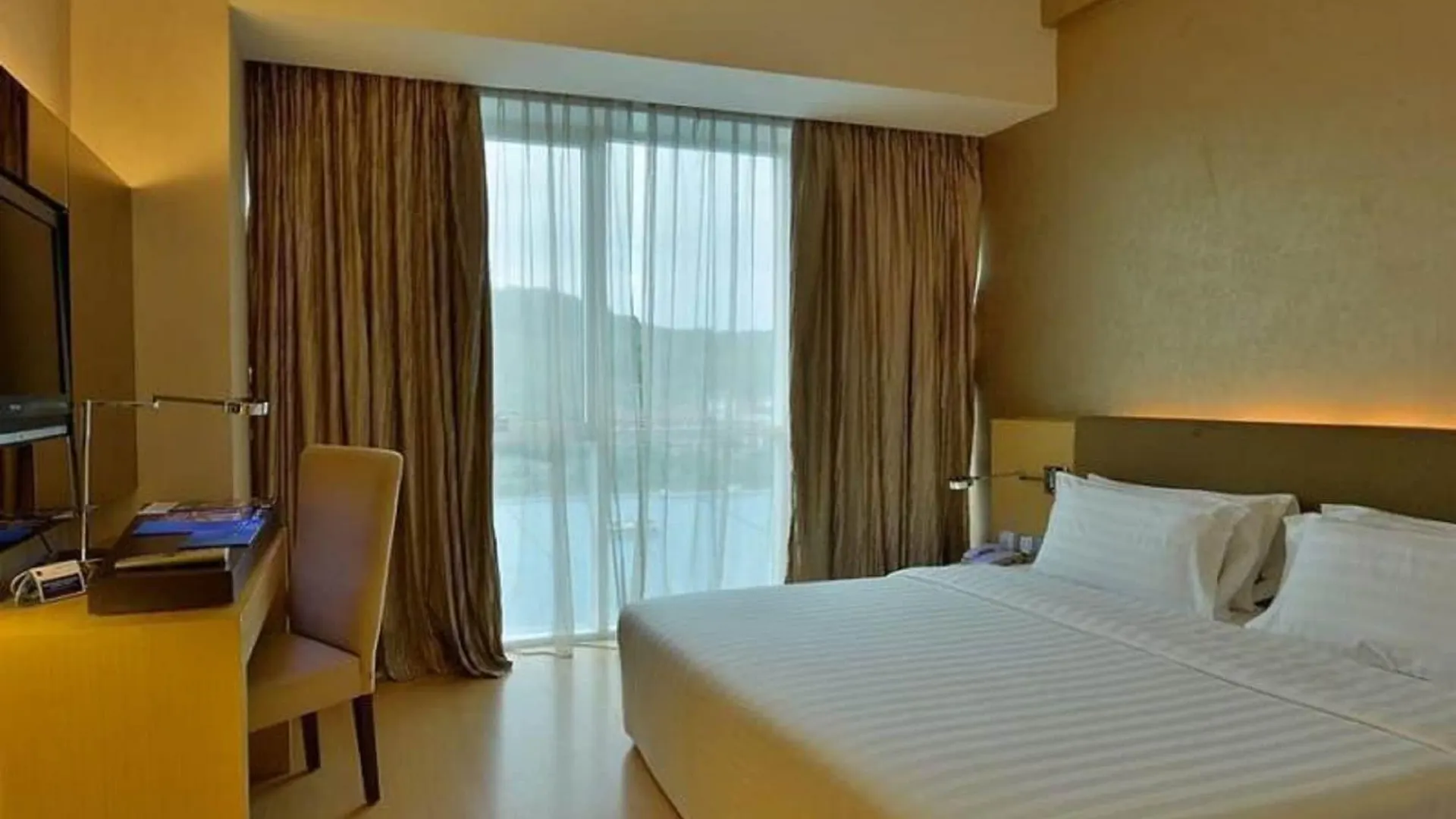 Hotel The Klagan Regency 1Borneo à Kota Kinabalu