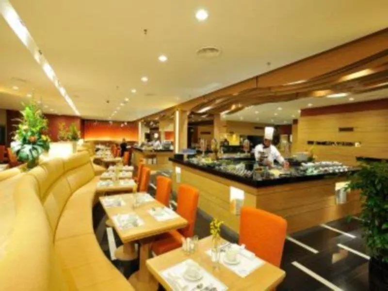 Hotel The Klagan Regency 1Borneo à Kota Kinabalu