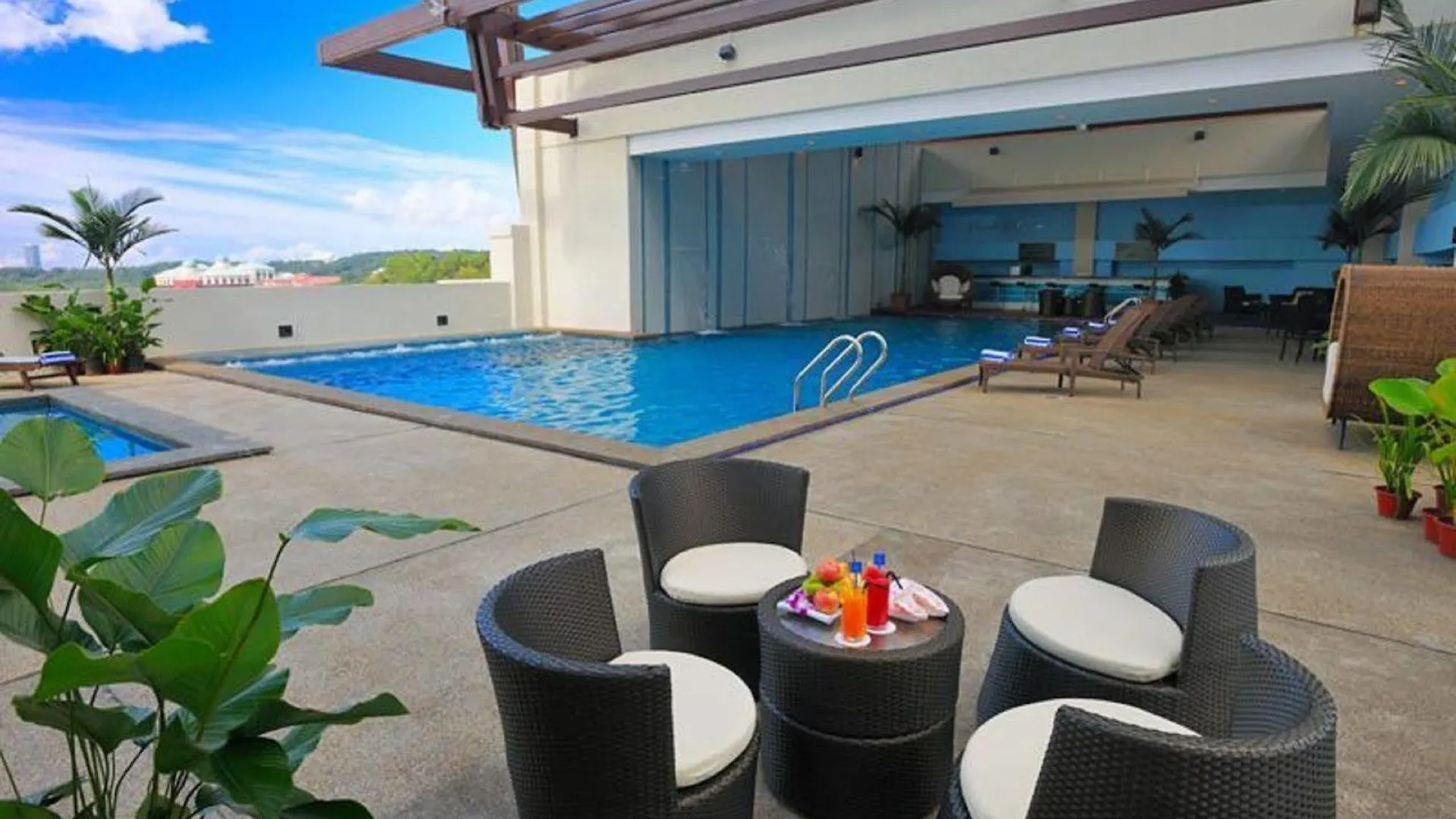 Hotel The Klagan Regency 1Borneo à Kota Kinabalu